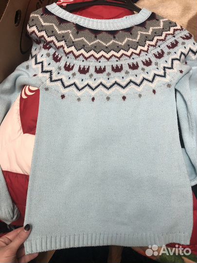 Свитер