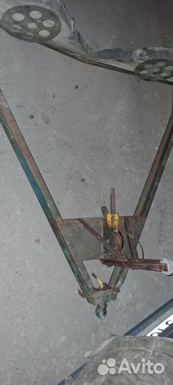 Лодочный прицеп