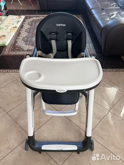 Стульчик для кормления Peg Perego Siesta Follow Me