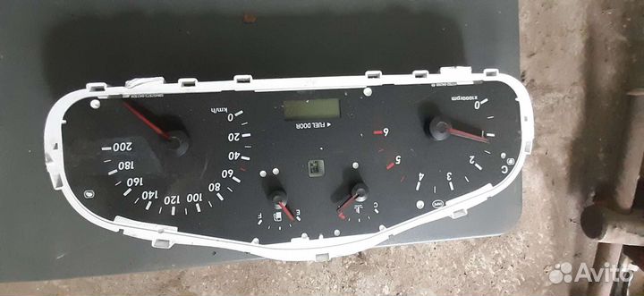 Приборная панель Hyundai Santa Fe 2008