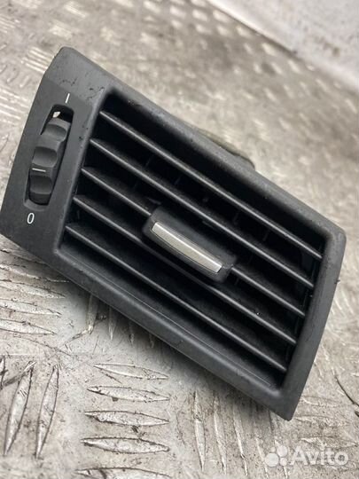 Дефлектор обдува салона передний правый Bmw X3