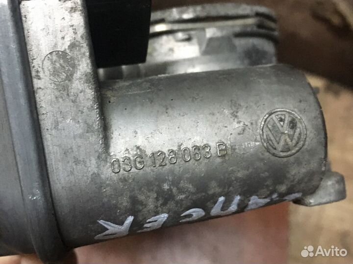 Дроссельная заслонка 03G128063B 2.0tdi