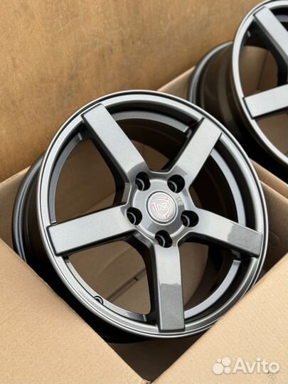 Диски r17 5x114,3 Vossen CV3 графит