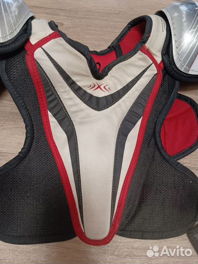 Нагрудник хоккейный bauer jr М