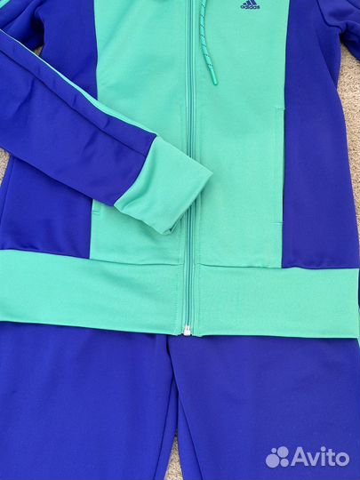 Спортивный костюм adidas
