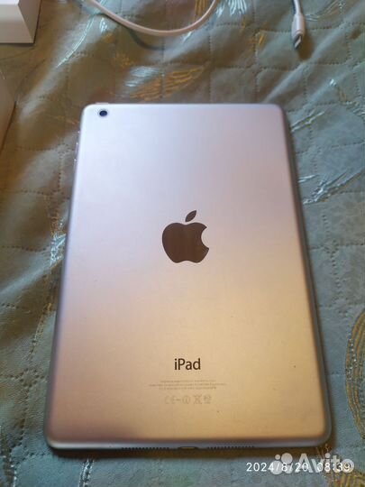 iPad mini wi-fi 16 GB White