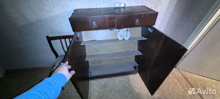 Обувница в прихожую закрытая бу