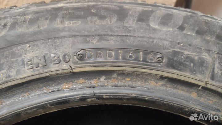 Bridgestone Blizzak Spike-02 185/60 R14 82T