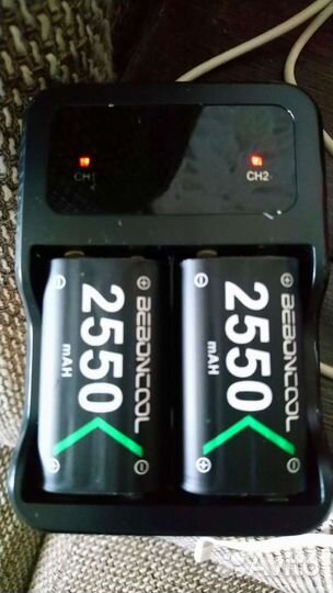 Аккумуляторы и зарядка Xbox One