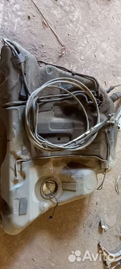Топливный бак Volvo S80