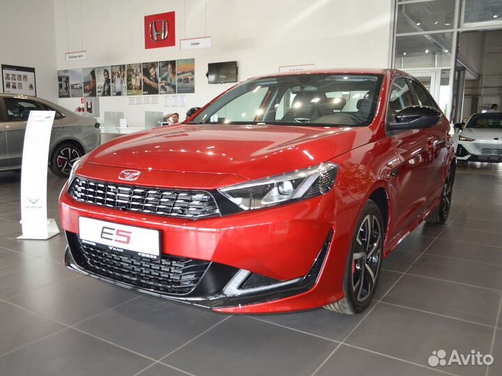 Kaiyi E5 1.5 CVT, 2023