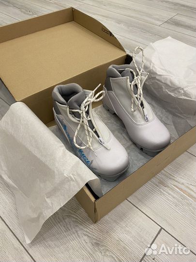 Лыжные ботинки 36 размер