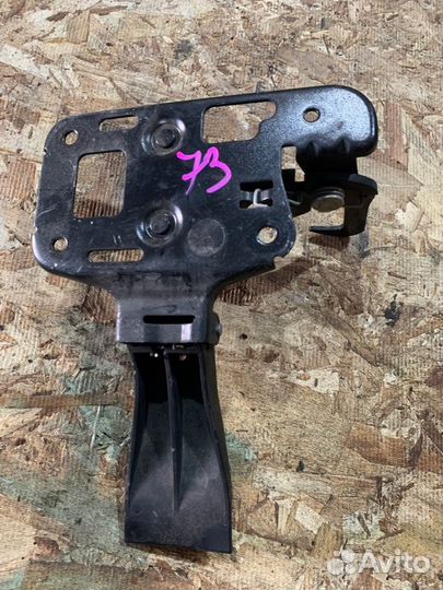 Замок капота Audi A4 B8 седан 2.0 CDN 2007-2011