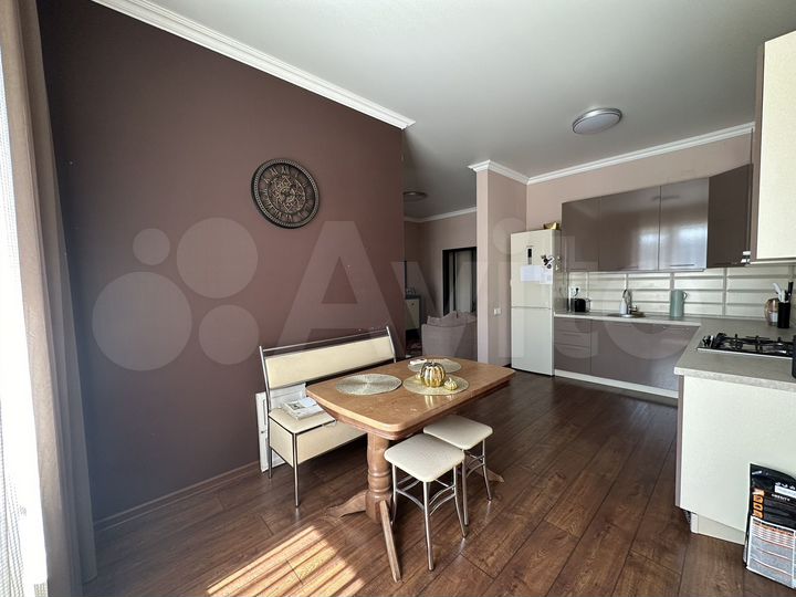 2-к. квартира, 75 м², 3/6 эт.