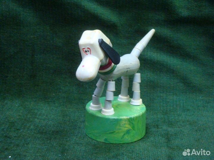 Советская игрушка СССР колкий пластик фигурка соба