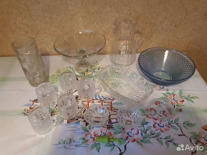 Ваза,салатница кружки графин бокалы стекло СССР