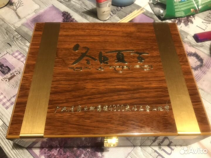 Лакированная коробка из под корня женьшеня