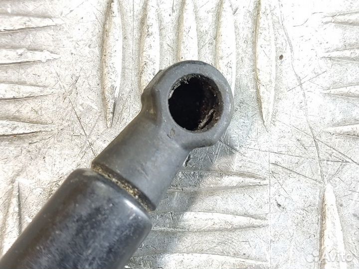 Амортизатор двери багажника Bmw X5 e70 2007-2013