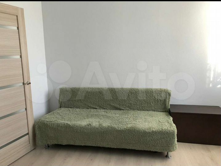 2-к. квартира, 44 м², 1/19 эт.