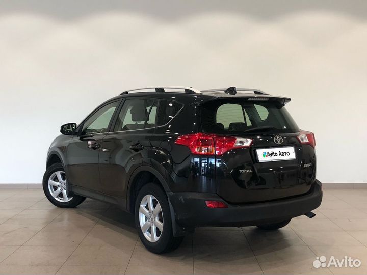 Toyota RAV4 2.0 МТ, 2015, 140 000 км