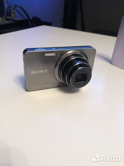 Фотоапарат Sony w 570