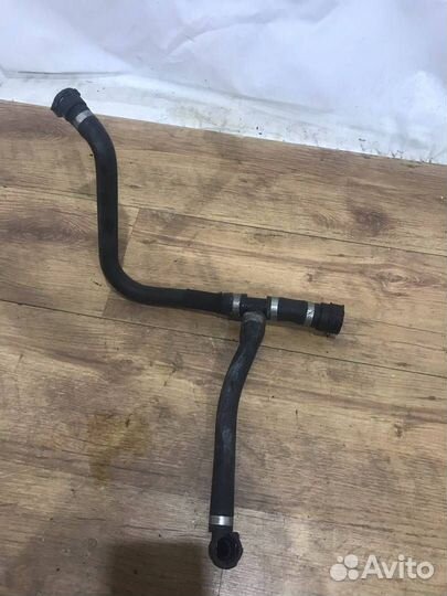 Шланг системы охлаждения BMW 7 E65/E66/E67 рест