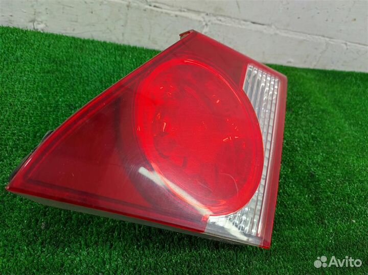 Фонарь задний внутренний левый Honda Civic 4D (FD