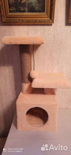 Домик для кошки с когтеточкой новый