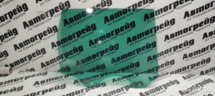 Стекло боковое заднее правое Volkswagen Touareg