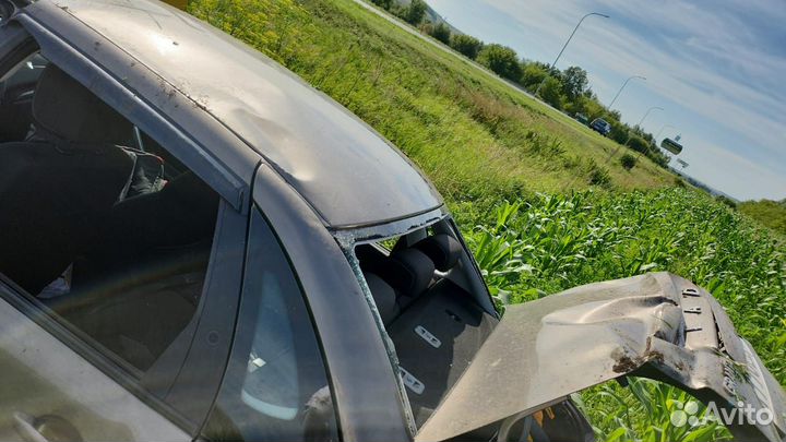 LADA Granta 1.6 AT, 2020, битый, 13 000 км