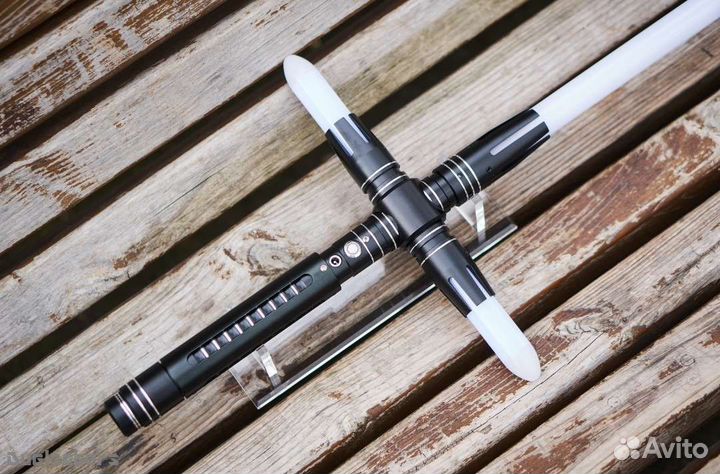 Световой меч как у Кайло Рена