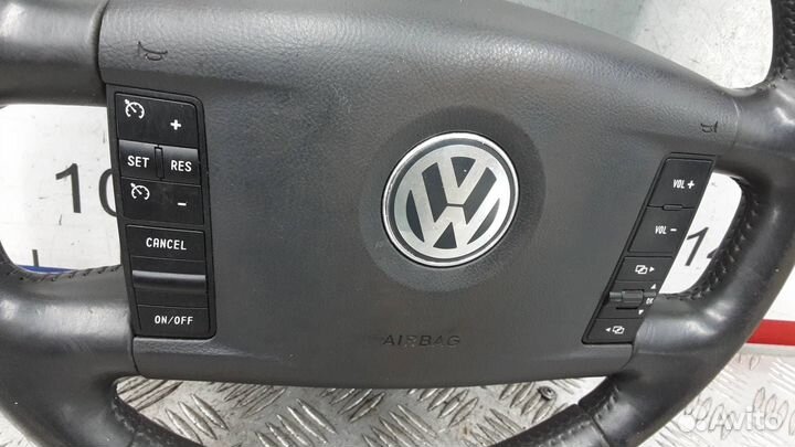 Руль Volkswagen Touareg рест. 2008