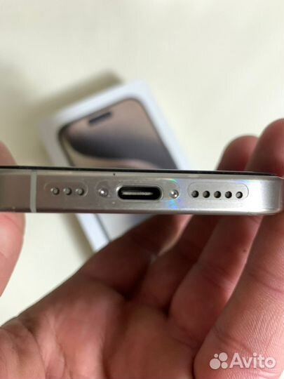 iPhone 15 Pro, 256 ГБ