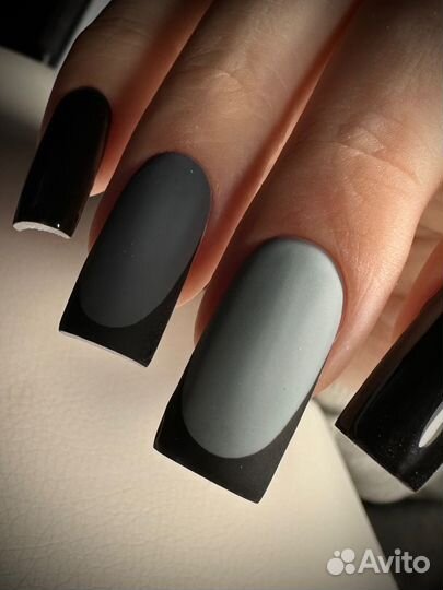 Мастер маникюра и наращивания ногтей