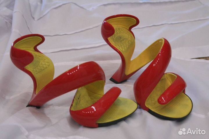 Туфли julian hakes красные с желтым