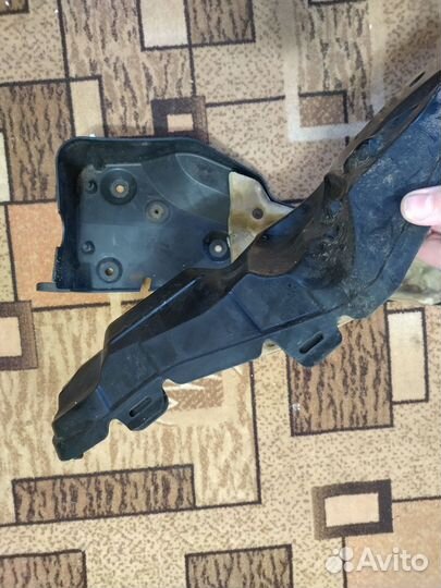 Кожук компрессора пневмо land rover discovery 3 4