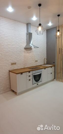 Кухня прямая белая