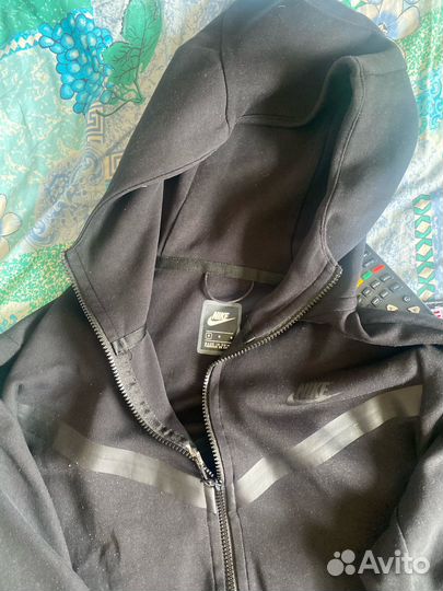 Продаю кофтц tech fleace