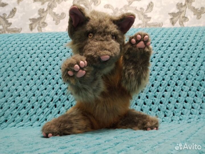 Реалистичный подвижный щенок