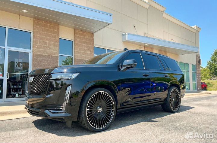 Американские диски Giovanna R 24 для Escalade