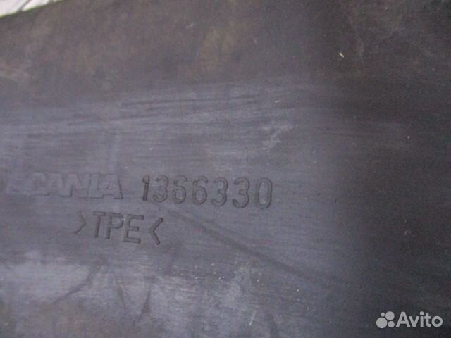 Коврик верхней правой ниши Scania 1366330