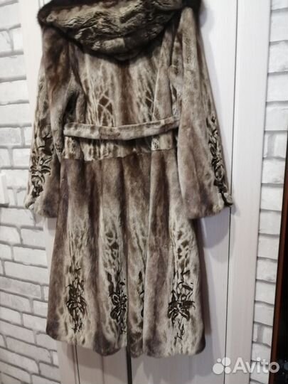 Шуба женская натуральная 48 50