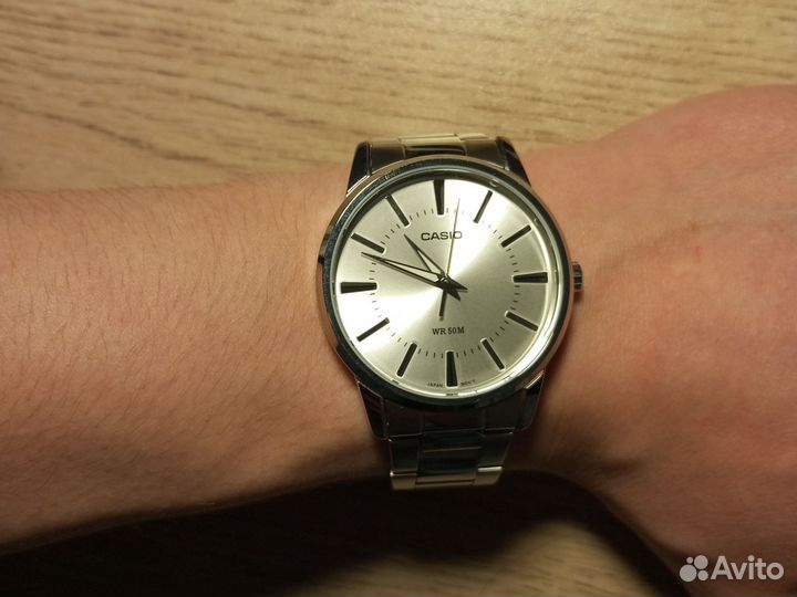 Наручные часы