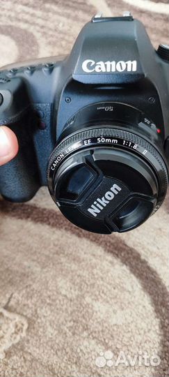 Зеркальный фотоаппарат canon 5d