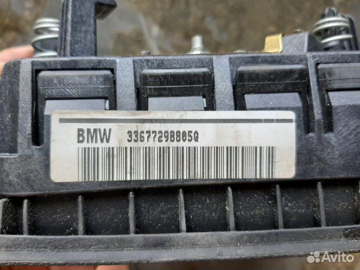 Подушка безопасности в руль Bmw 525I E60 N52B25AF
