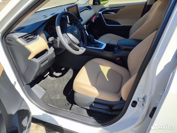 Toyota RAV4, 2022