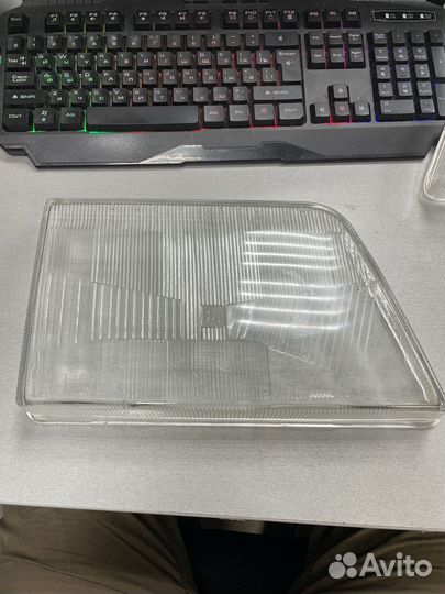 Стекло фары правое для Opel Kadett E