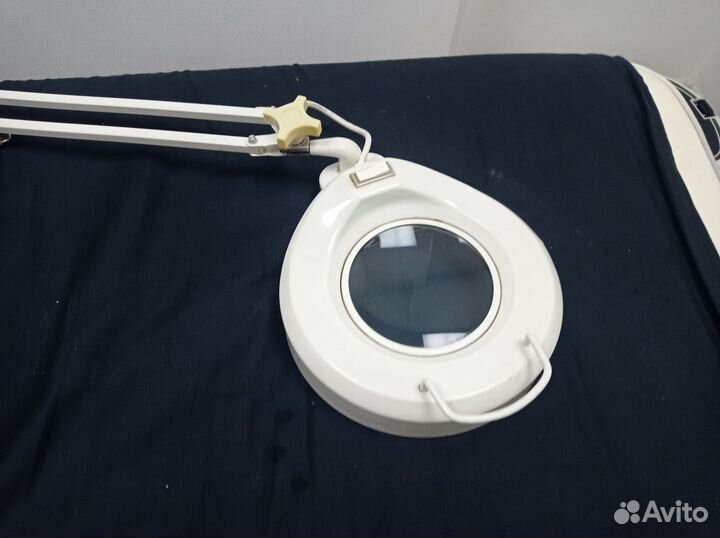 Лампа лупа настольная