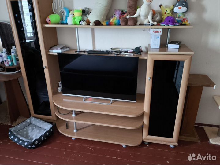 Тумба под телевизор
