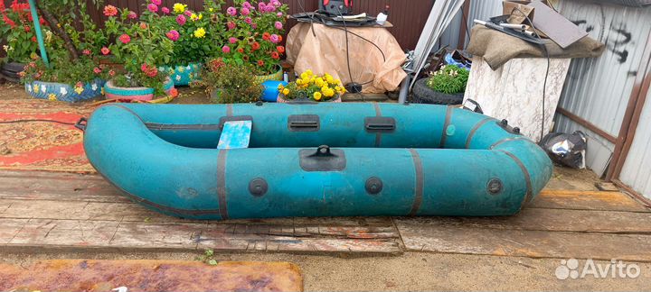 Лодка для рыбалки